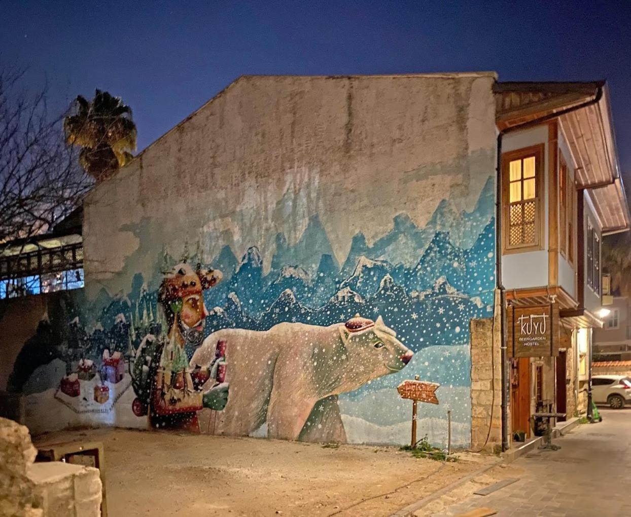 Kuyu Beergarden Hostel Antalya Exterior photo